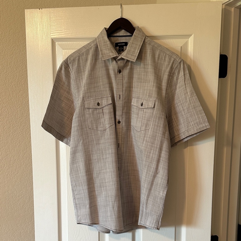 Alfani Men's Gray Plaid Short Sleeve Shirt